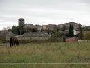 Bellegarde-du-Razs : faades et silhouette du village  valoriser, matrise des implantations dans les pentes