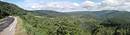 Le manteau forestier de l'Aigoual vu depuis la RD 986,  l'est de Lanujols : paysage bois des hautes Cvennes, o se mlent, parfois en futaie jardine, des essences diverses : mlzes, picas, htres, frnes, rables, pins laricios et pins sylvestres.