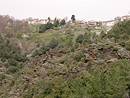 Schiste apparent sur les pentes exposes au sud  Saint-Romain-de-Tousques (corniche des Cvennes).