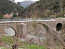 Problme de rambarde banale sur un pont de belle qualit  l'Estrchure (Gardon de Saint-Jean, valle Borgne).