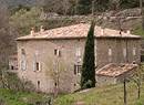 Granit beige sur une belle maison au nord de Soudargues.