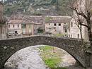 Pont  Sumne sur un affluent du Rieutord.