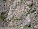 Le calcaire d'Anduze, dont les plissements tonnants sont hrits de la cration de la faille des Cvennes (foss d'Als) lors de la formation de la chane pyrno-provenale.