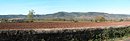 Sols rouges cultivs du fond de la plaine et pimonts rods, entre Salasc et Roques