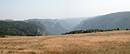 Ouverture sur les gorges du Tarn depuis le rebord du causse, vers le Bruel