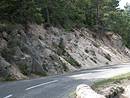 Granite et arnes granitiques sur le flanc nord du Bougs