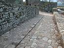 Dtail d'une requalification de sol dans le village de la Garde-Gurin