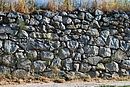 Mur en granite ; ici prs de Campme